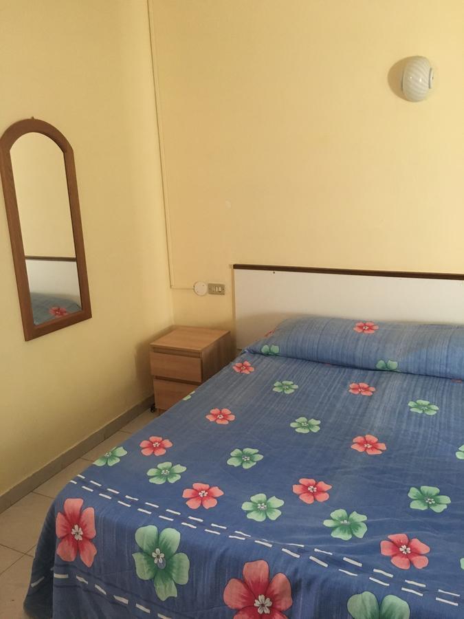 B&B Baia Dello Stretto Gallico Marina Bagian luar foto