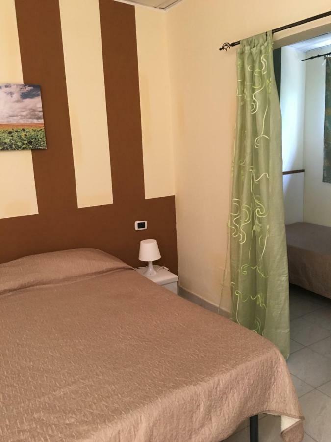 B&B Baia Dello Stretto Gallico Marina Bagian luar foto
